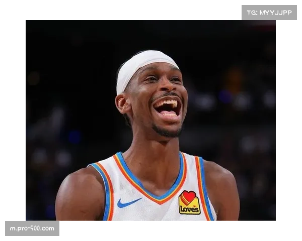 亚历山大连续126场20+ 追平张伯伦历史纪录展现稳定性